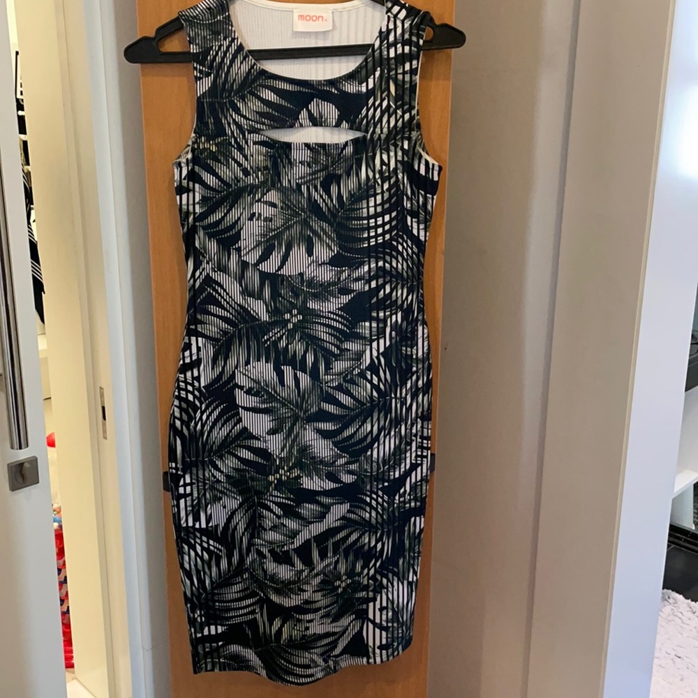 Polyester stretch dress size S/M